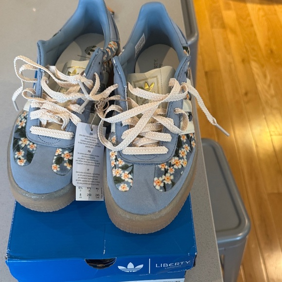 adidas Shoes - adidas Sambae Liberty London Floral Embroidery Blue Cream White